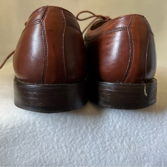Johnston & Murphy Men’s Size 11 1/2 Brown Leather Shoes - Picture 9 of 16
